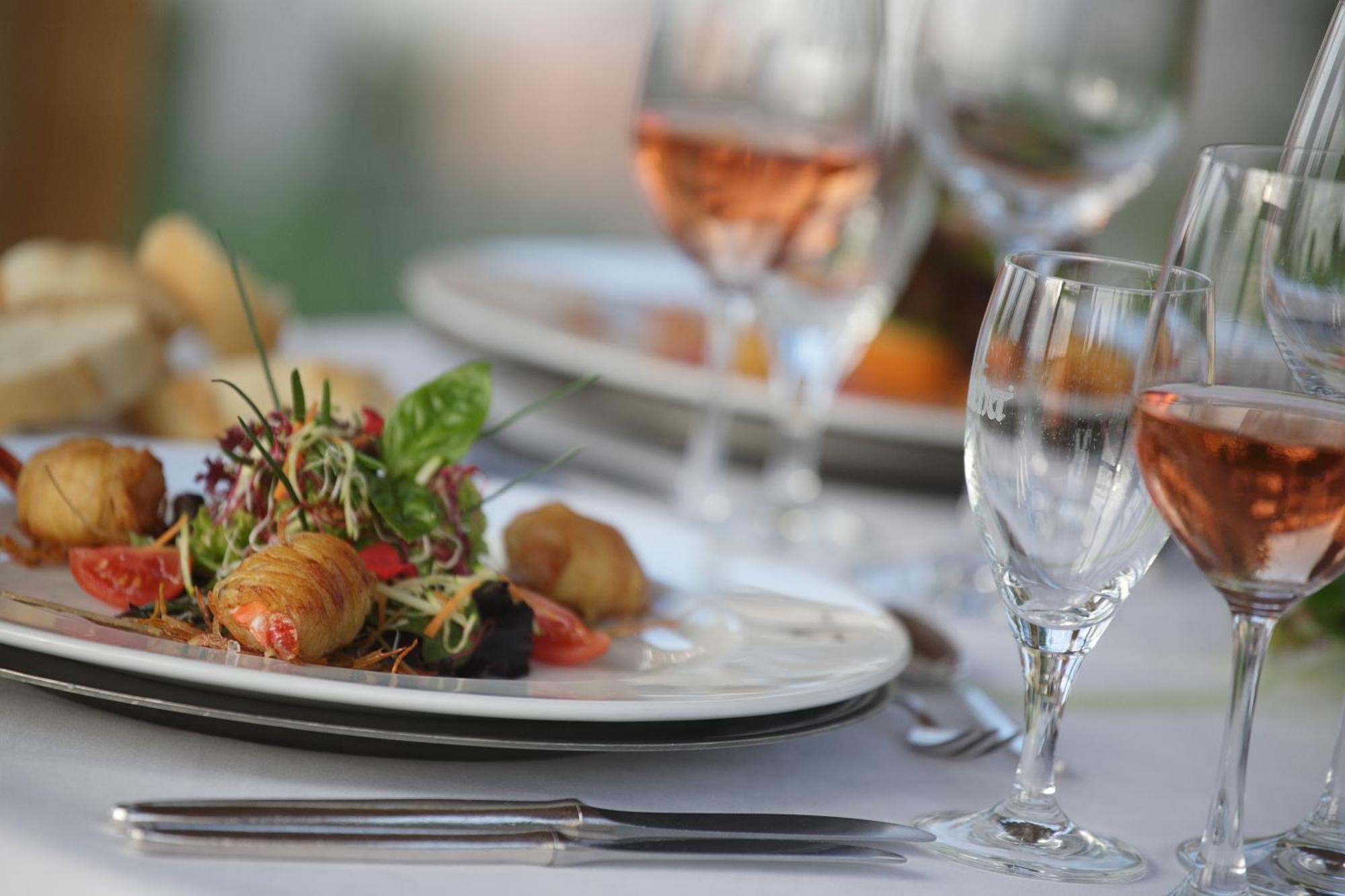באד בול Badhotel Restaurant Stauferland מראה חיצוני תמונה